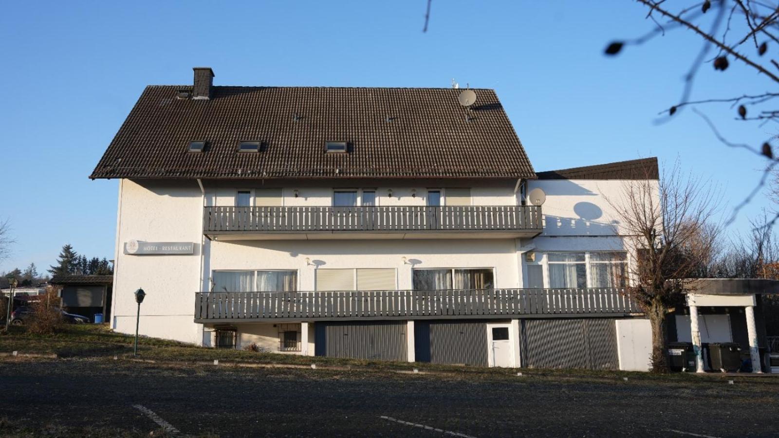 Sn Hotel And Restaurant Langgons Kültér fotó